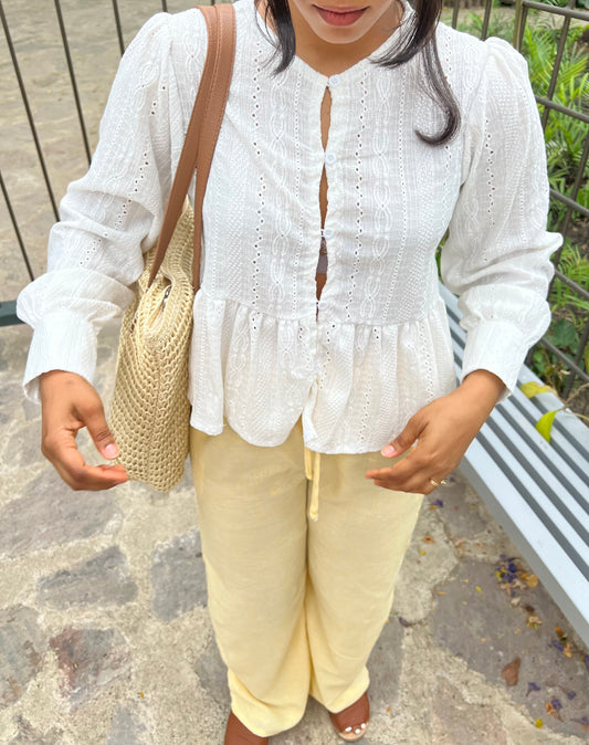 Blusa de arandelas