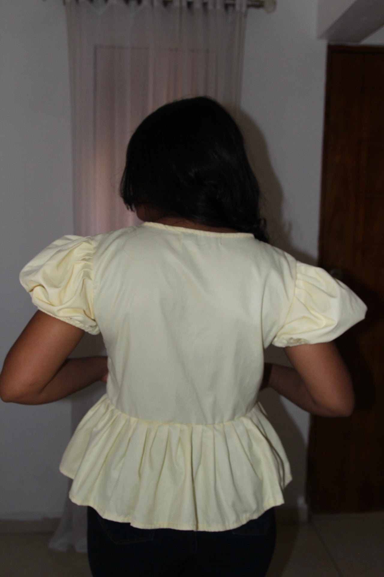 Elara top