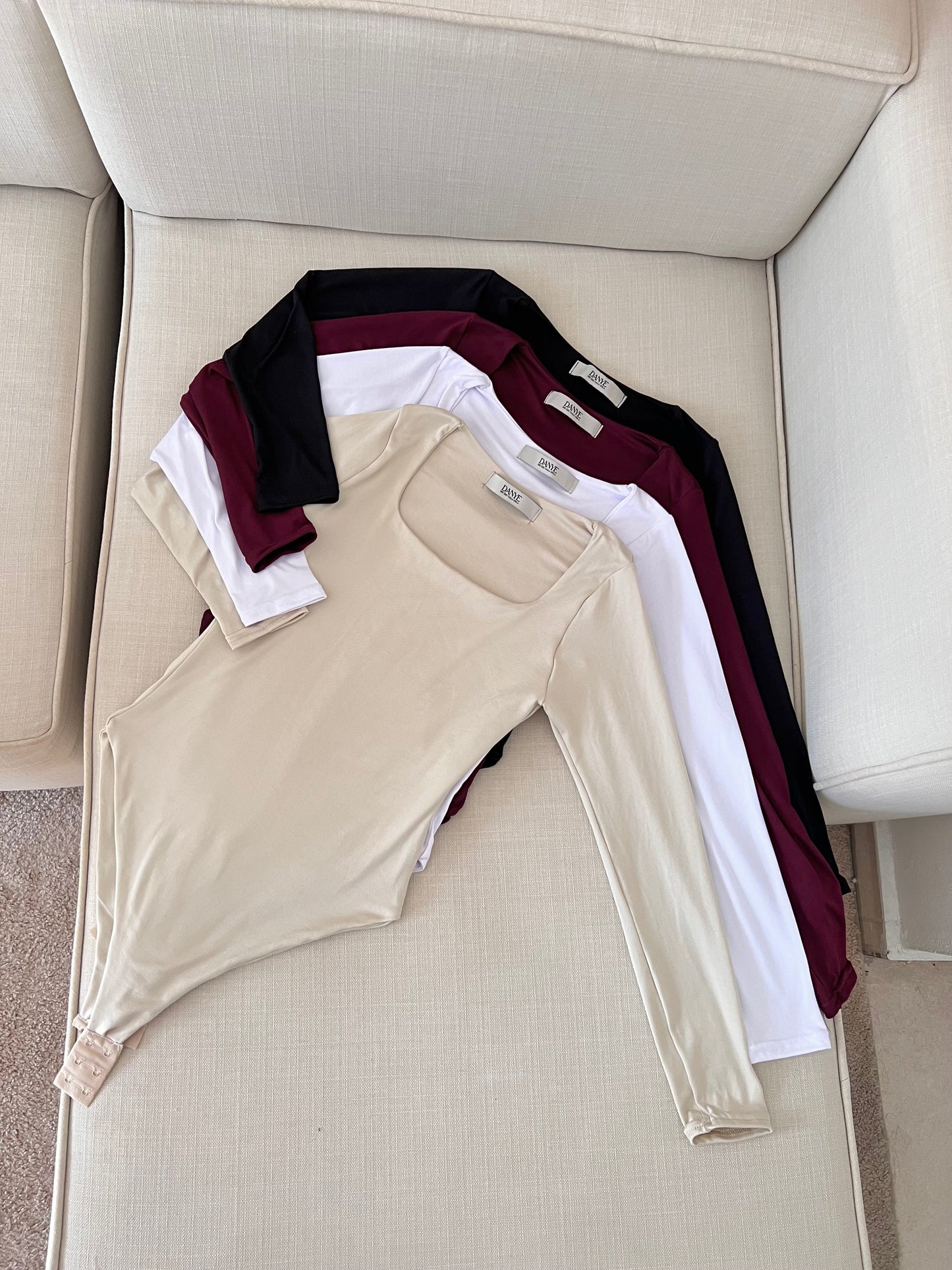 Bodysuit | escote cuadrado | mangas largas