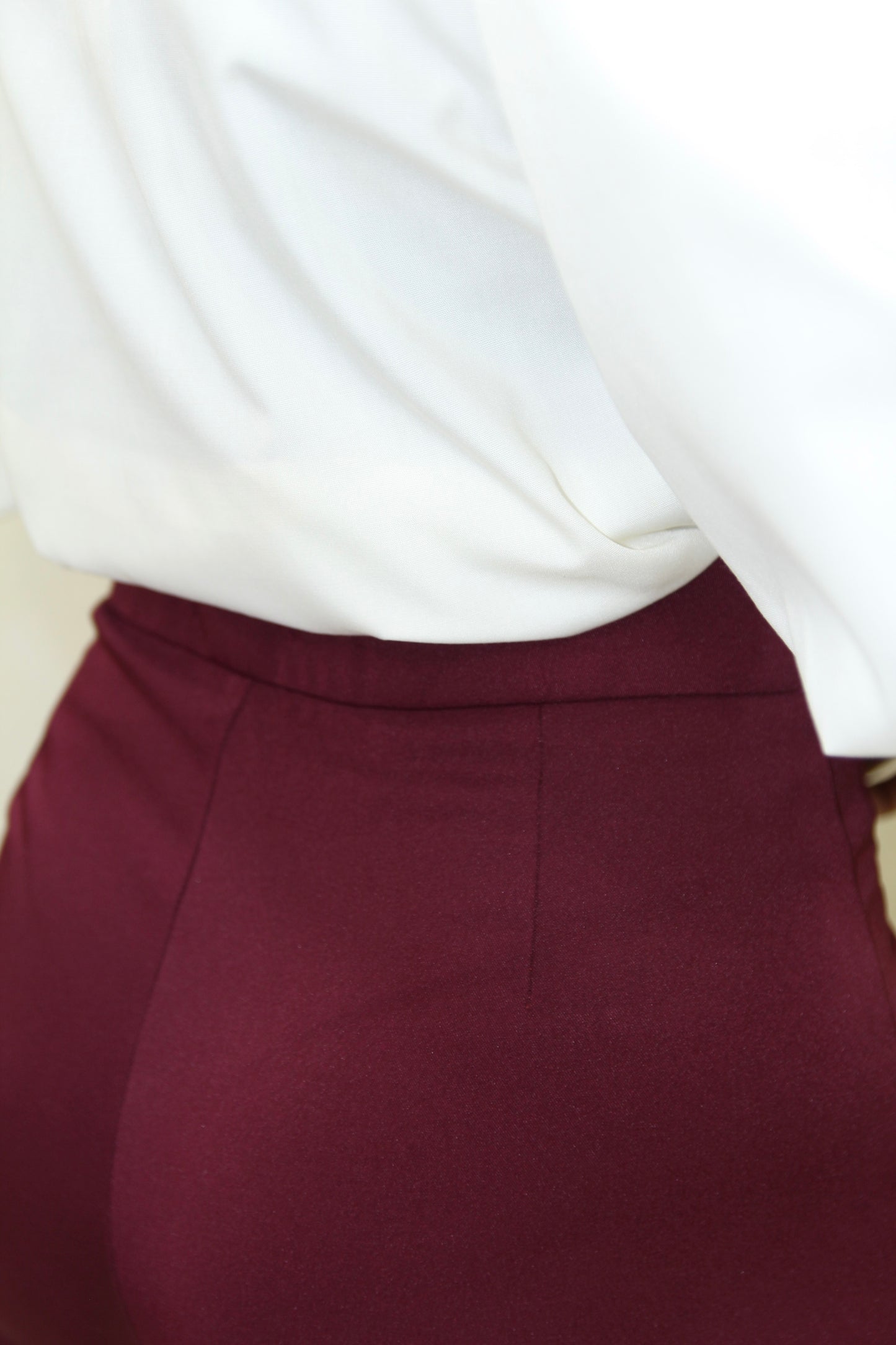 Front pockets pants| Borgoña